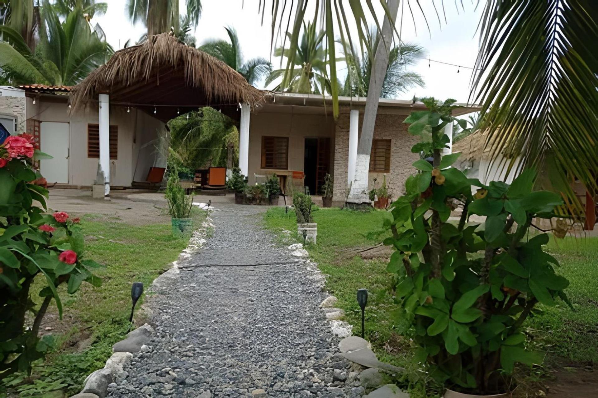 Casa Las Palmas Playa La Saladita 지와타네호 외부 사진