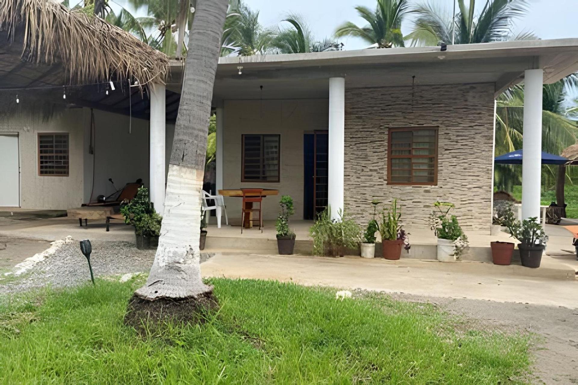 Casa Las Palmas Playa La Saladita 지와타네호 외부 사진