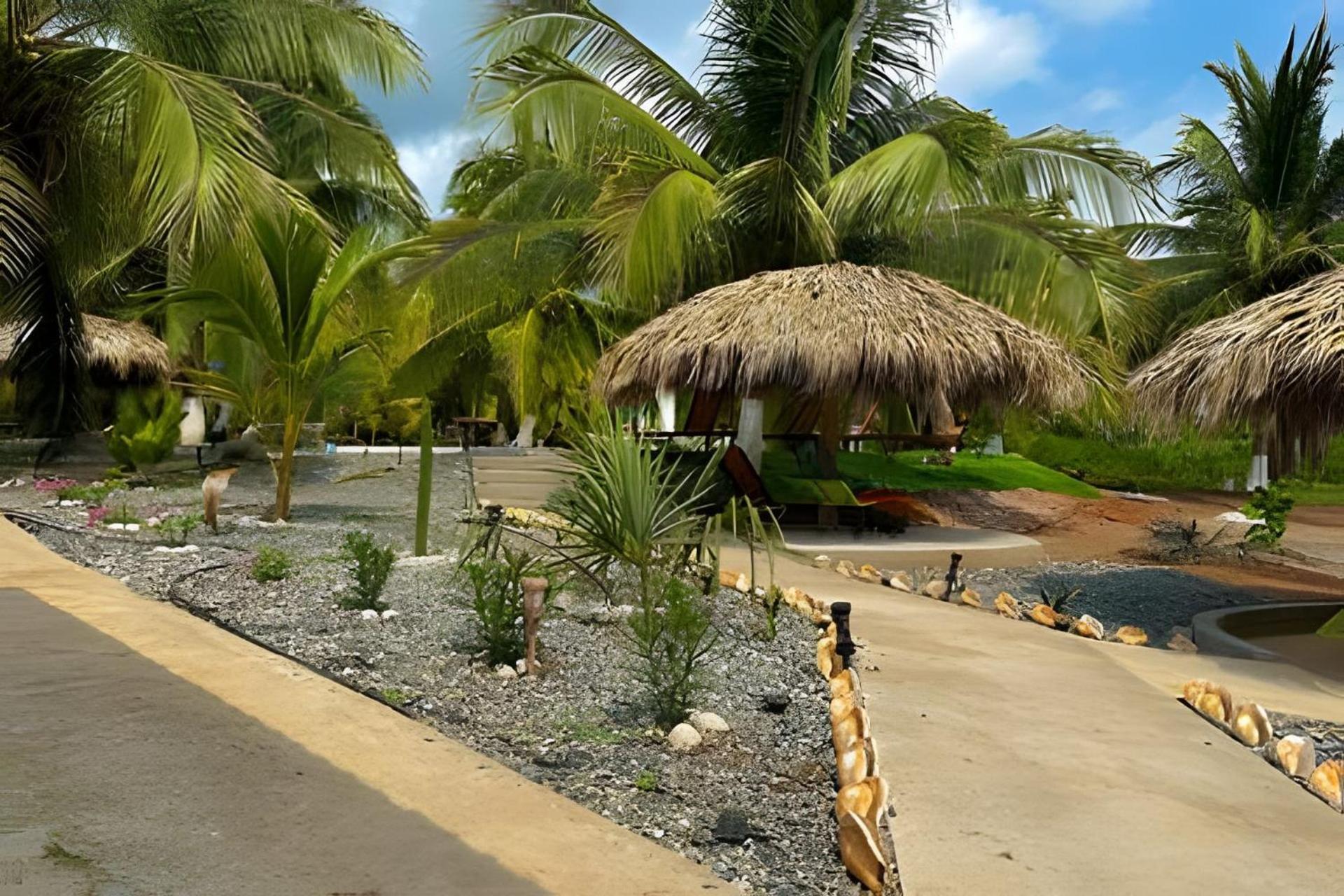 Casa Las Palmas Playa La Saladita 지와타네호 외부 사진