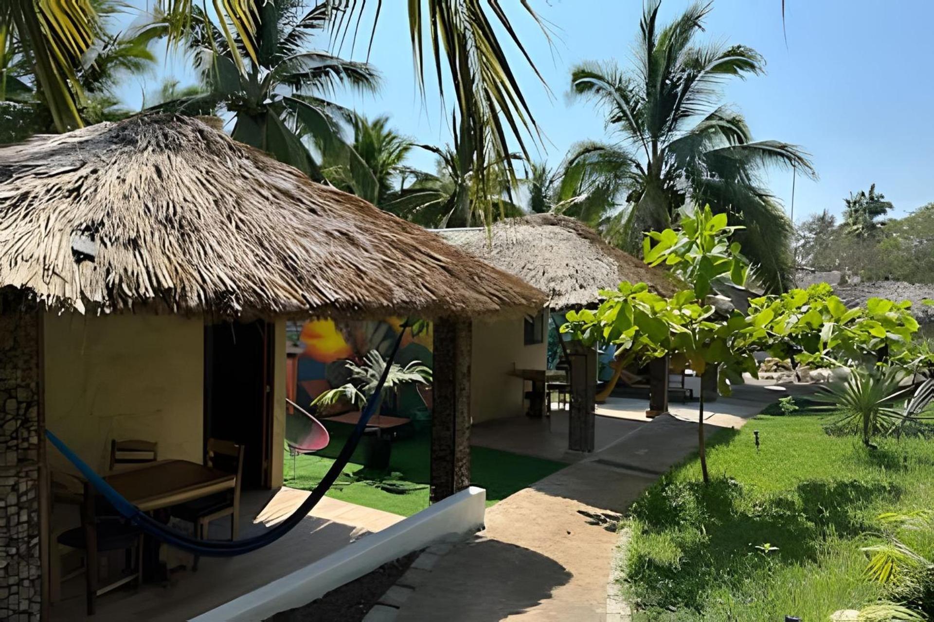 Casa Las Palmas Playa La Saladita 지와타네호 외부 사진